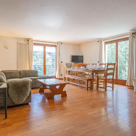 Coeur Des Alpes - A Spacious 3-bedroom With Spectacular Views Шамони