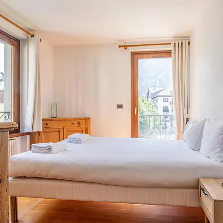 Coeur Des Alpes - A Spacious 3-bedroom With Spectacular Views Apartment Chamonix